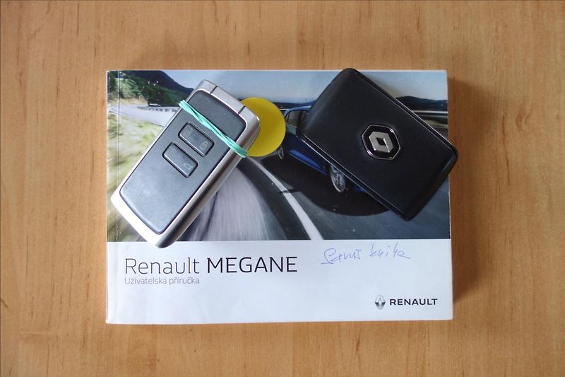 Renault Mégane 1,2 TCe,ČR,SERVIS.KN.,LIMITED. - fotka 31 z 36