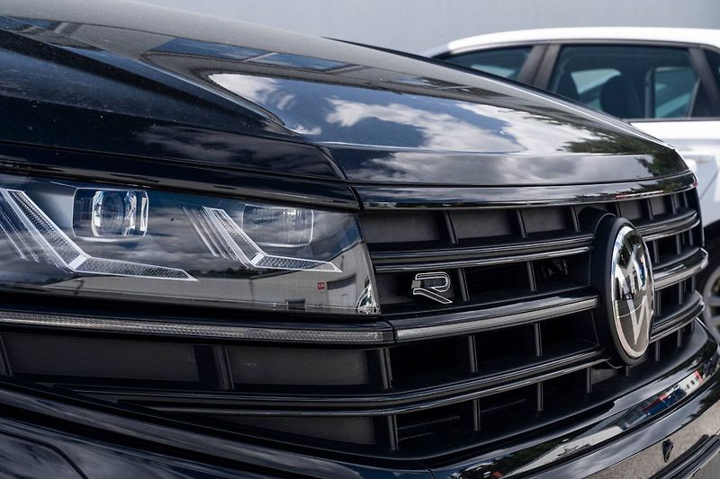 Volkswagen Touareg 3.0TDI 210kW RLine Tažn ZÁRUKA - fotka 5 z 22