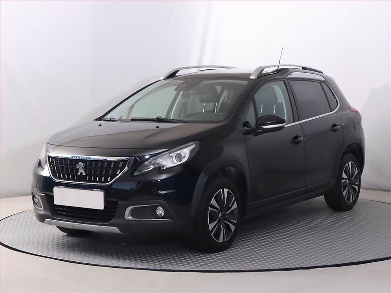 Peugeot 2008 (2019) 1.2 PureTech, Serv.kniha, Navi - fotka 2 z 20