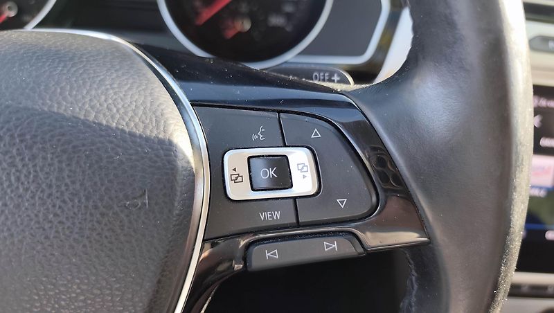 Volkswagen Passat (2019) Webasto-el.tažné-Matrix-Adapt. - fotka 34 z 37