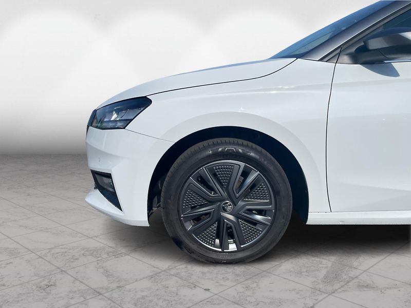 Škoda Fabia 1.0 TSi STYLE - fotka 10 z 26