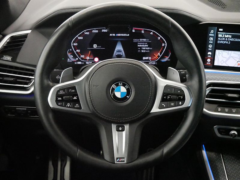 BMW X5 - fotka 18 z 31