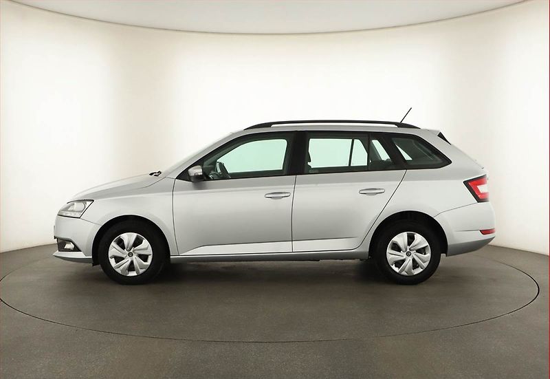 Škoda Fabia (2019) 1.0 TSI - fotka 3 z 11