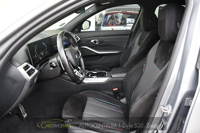 BMW Řada 3 320D xDrive M-SPORT ČR 1.M - fotka 10 z 60