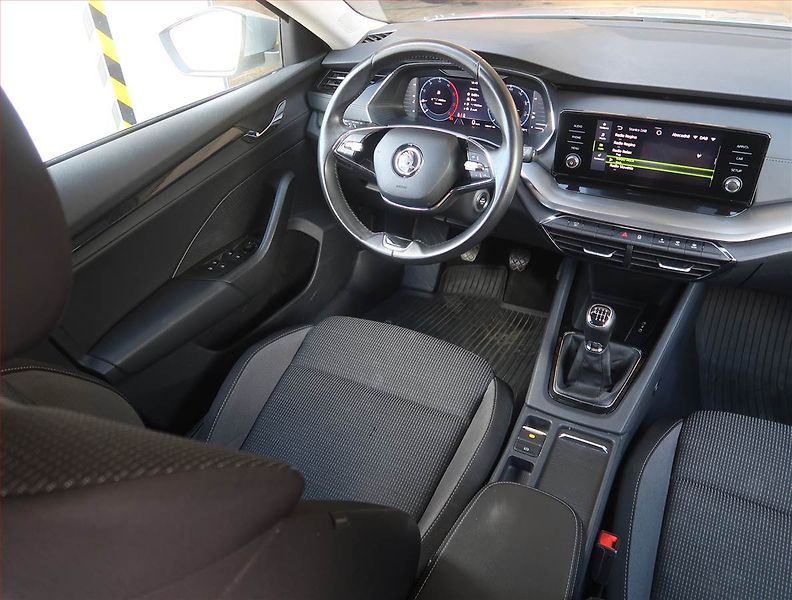 Škoda Octavia (2022) Ambition 2.0 TDI, Serv.kniha - fotka 7 z 18