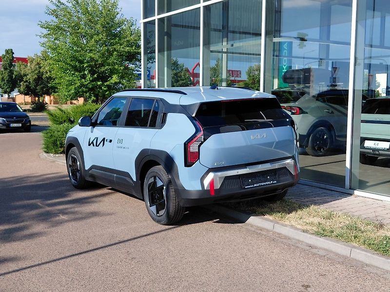 Kia EV3 EARTH elektromotor 150kW/204k - fotka 6 z 12