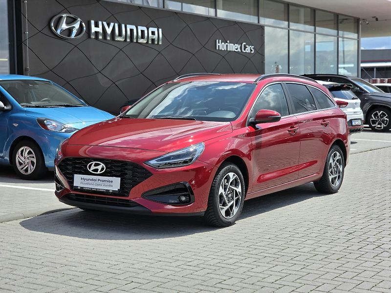 Hyundai i30 (2024) 1,5i 70kW WG STYLE - fotka 1 z 16