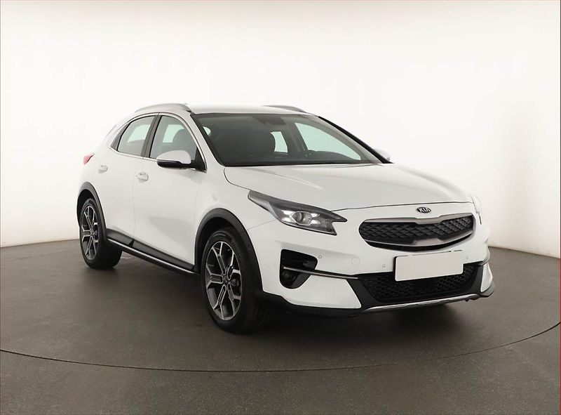 Kia XCeed (2020) Plug-in-Hybrid, Automat - fotografie inzerátu