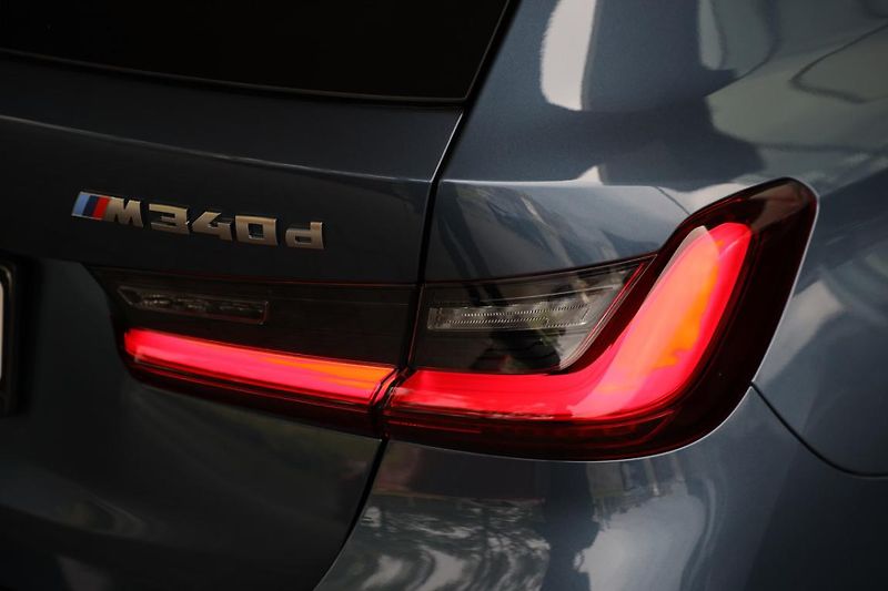 BMW Řada 3 M340d xDrive Touring - fotka 19 z 19