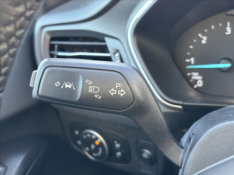 Ford Focus 1,5 Ecoblue 88 kW Titanium DPH - fotka 22 z 31