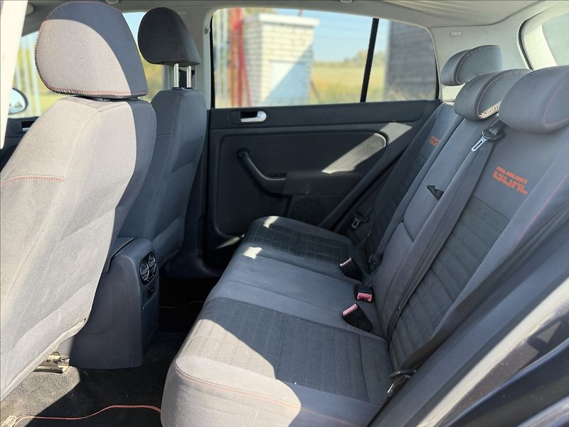 Volkswagen Golf Plus 1,9 TDI GOAL DIGIKLIMA 6KVALT - fotka 11 z 18