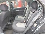 Škoda Fabia (2004) 1.9SDI 47KW - KLIMA - náhled 27