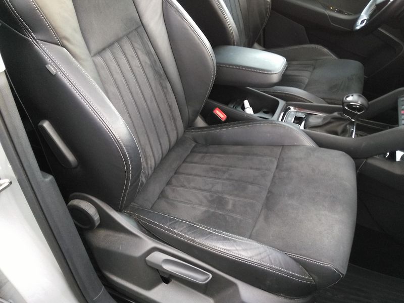 Škoda Karoq 1,5 TSI Style Plus * DSG - fotka 33 z 42