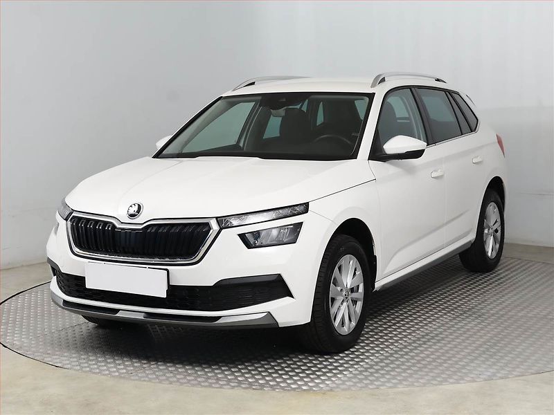 Škoda Kamiq (2023) Style 1.5 TSI - fotka 2 z 20