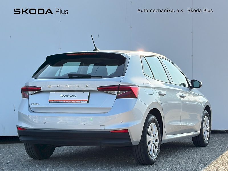 Škoda Fabia (2025) 1.0 TSI / 70 kW / SELECTION - fotka 2 z 32