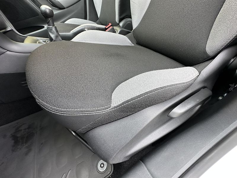 Citroën C3 (2014) 1.0 / 50kW *KLIMA* 1.Maj.  - fotka 7 z 31