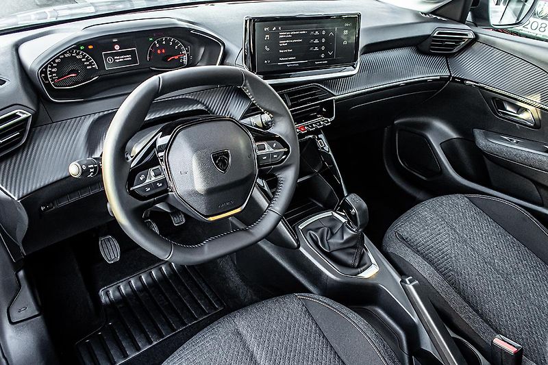 Peugeot 208 (2026) 1,2   STYLE Turbo 100 MAN6 - fotka 8 z 16