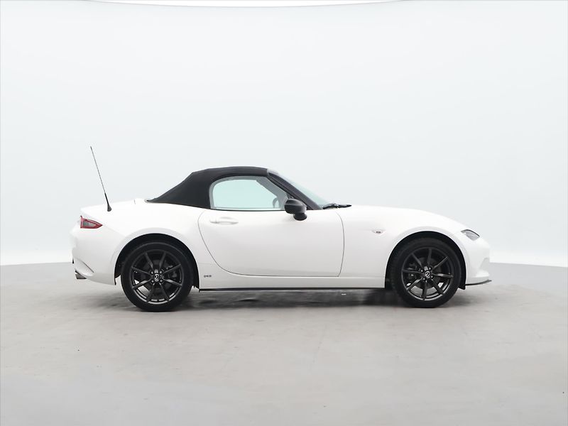 Mazda MX-5 2,0 Skyactiv-G160 118kW Revolu - fotka 8 z 35