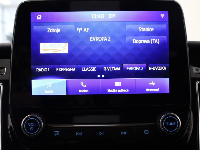 Ford Tourneo Custom 2,0 EBlue 136kW AT Titan. ČR - fotka 11 z 22