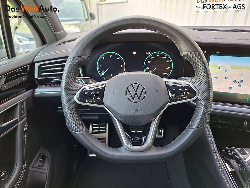 Volkswagen Touareg (2024) R-LINE, FACELIFT,3.0 TDI,210kW - fotka 5 z 29