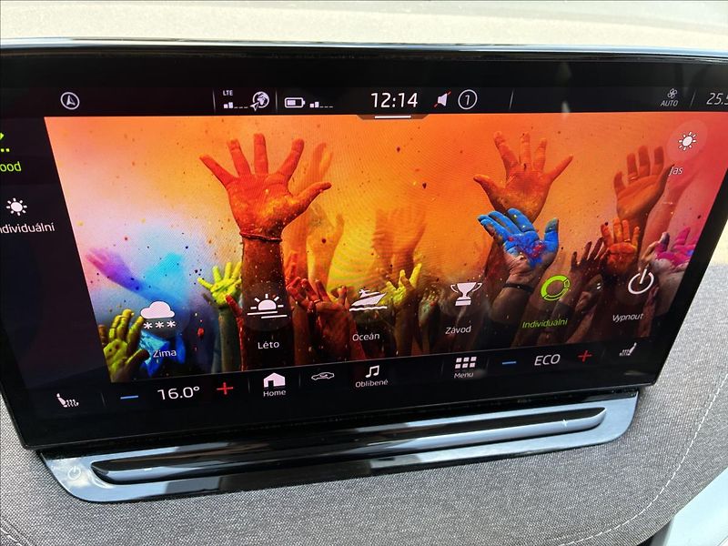 Škoda Enyaq 0,0 IV60 132KW 62kWh TAŽNÉ - fotka 16 z 25