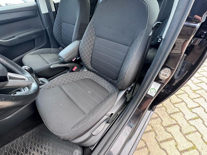 Škoda Fabia (2015) 1,4 TDI 77 KW 2. MAJ STK - fotka 21 z 43
