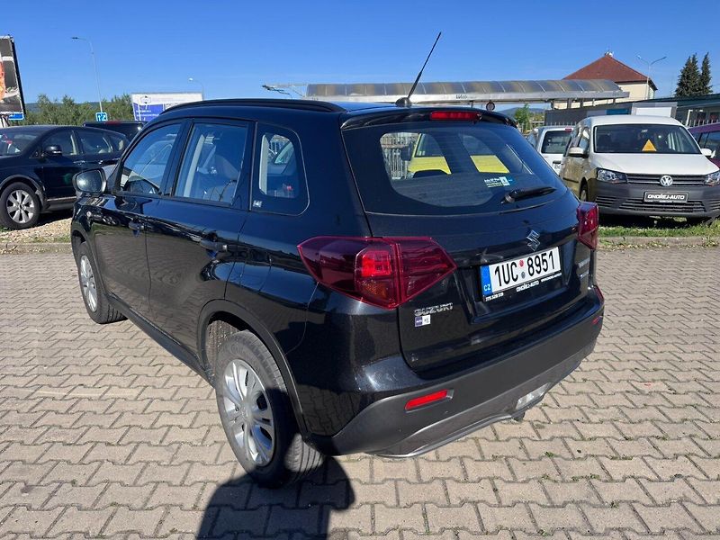 Suzuki Vitara (2021) 1,4i 95 KW HYBRID TAŽNÉ 1. MAJ - fotka 4 z 45