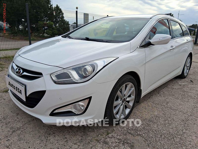 Hyundai i40 (2012) 1.7 CRDi, ČR - fotka 1 z 3
