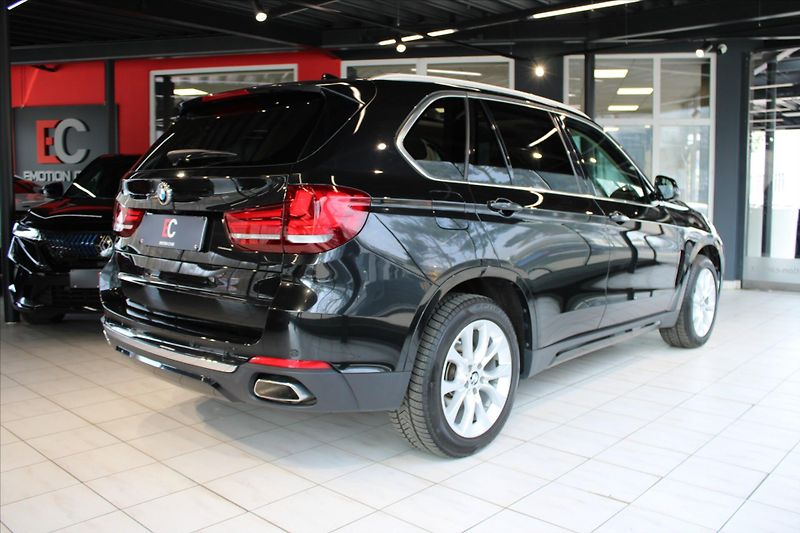 BMW X5 xDrive40d NezTop/HUD/Pano/AdLE - fotka 6 z 32
