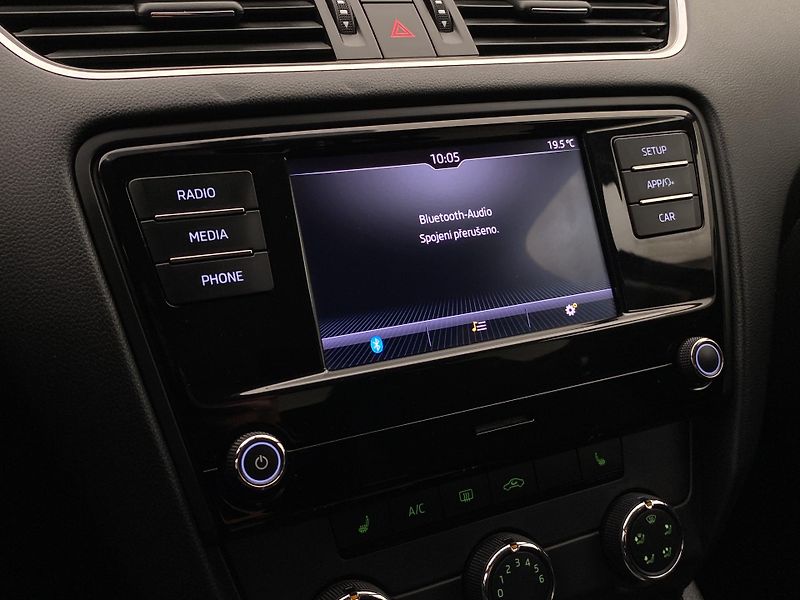 Škoda Octavia 1.4TSI AMBITION CZ REZERVACE - fotka 28 z 35