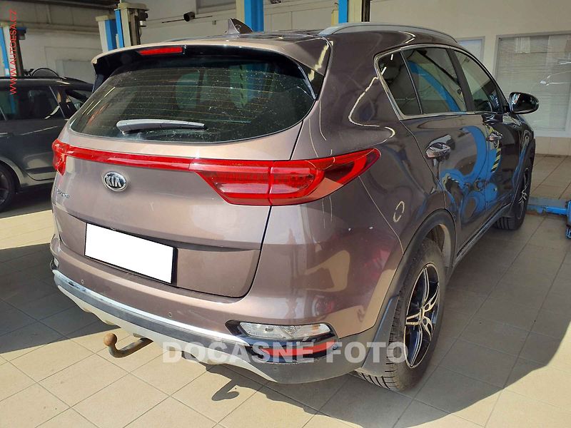 Kia Sportage (2020) 1.6 CRDi 4x4, ČR, TOP, navi - fotka 2 z 3