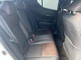 Toyota C-HR (2018) 1.8 VVT-i E-CVT - náhled 28