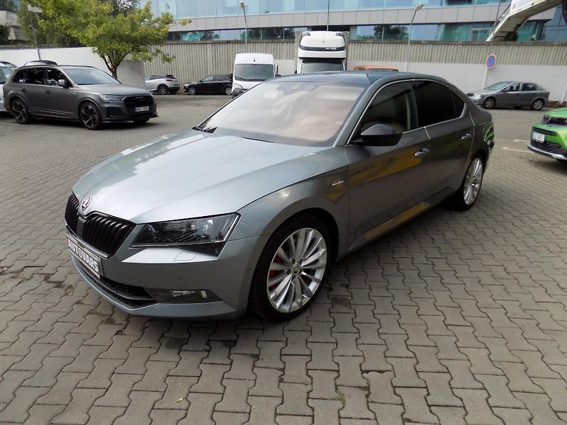 Škoda Superb (2015) 2.0 TSi L&K Webasto - fotka 3 z 15