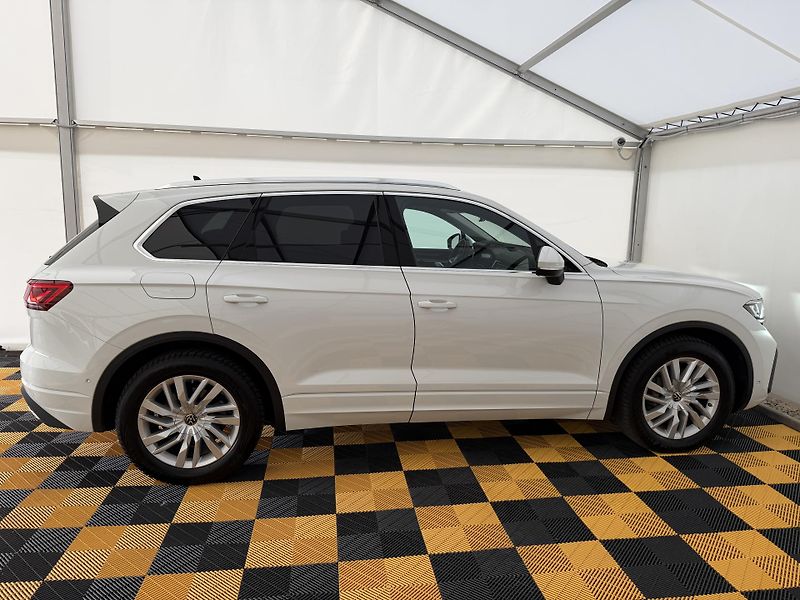 Volkswagen Touareg 3.0Tdi*1-MAJ*DPH*ELEGANCE* - fotka 7 z 45
