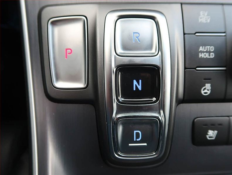 Hyundai Santa Fe (2023) Plug-in Hybrid - fotka 16 z 24