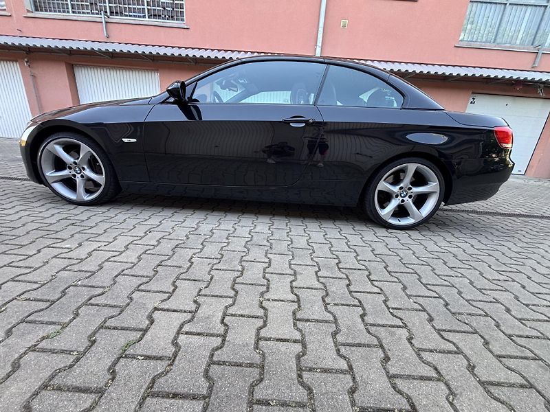 BMW Řada 3 (2008) - fotka 5 z 27