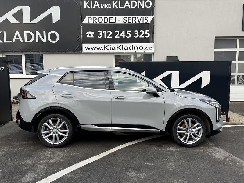 Kia Sportage (2025) 1,6 T-GDI 4X4 7DCT TOP EVOPark - fotka 3 z 10