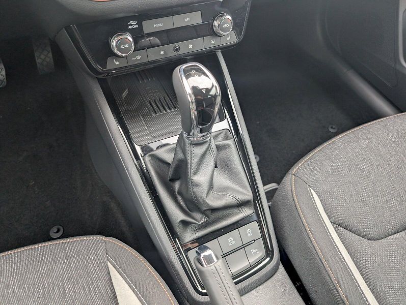 Škoda Scala (2025) 1,0 TSI / 85 kW DSG Top Select - fotka 24 z 29