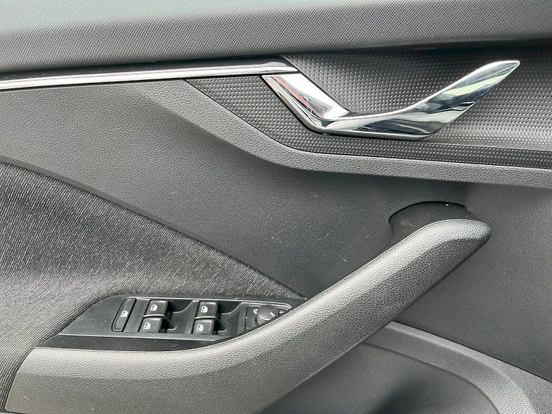 Škoda Kamiq (2023) 1.0 TSI 81 kW Style - fotka 15 z 25