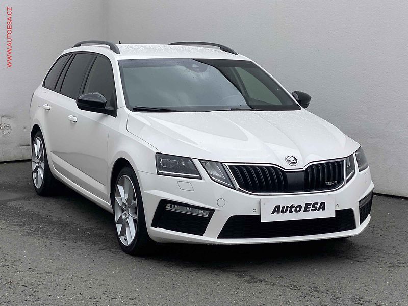 Škoda Octavia (2017) 2.0 TDI, RS, navi - fotografie inzerátu