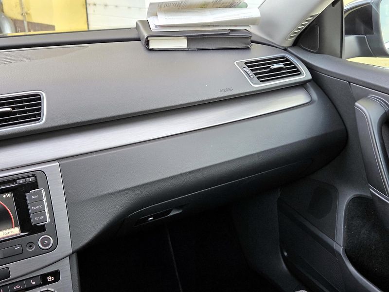 Volkswagen Passat TDi SERV.KNIHA - PERF.STAV     - fotka 33 z 46