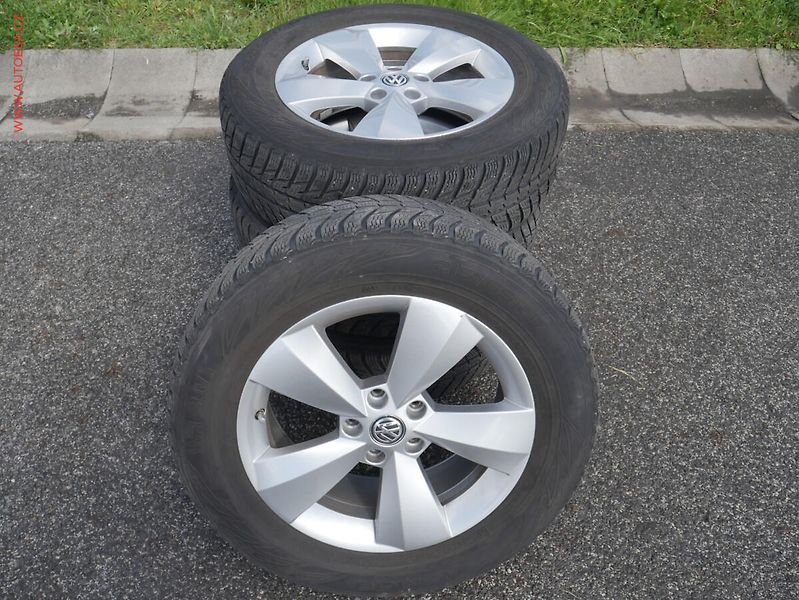 Volkswagen Tiguan (2021) 1.5 TSi, 1.maj,ČR, Life, LED - fotka 26 z 26