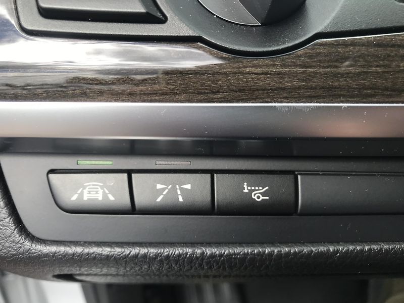 BMW Řada 7 740d X-Drive,Facelift,Hud,ČR.. - fotka 14 z 16