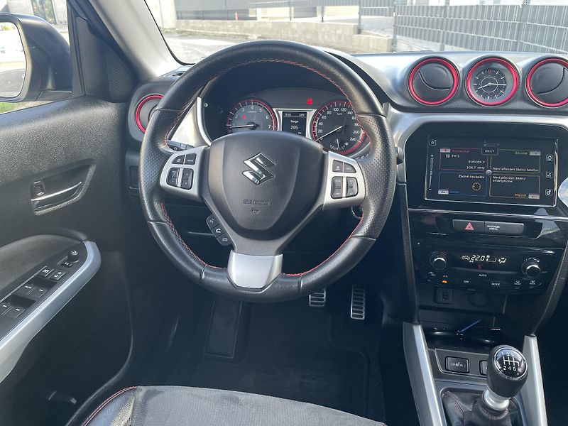 Suzuki Vitara (2017) 1.4 BoosterJet 103 kW - fotka 9 z 31