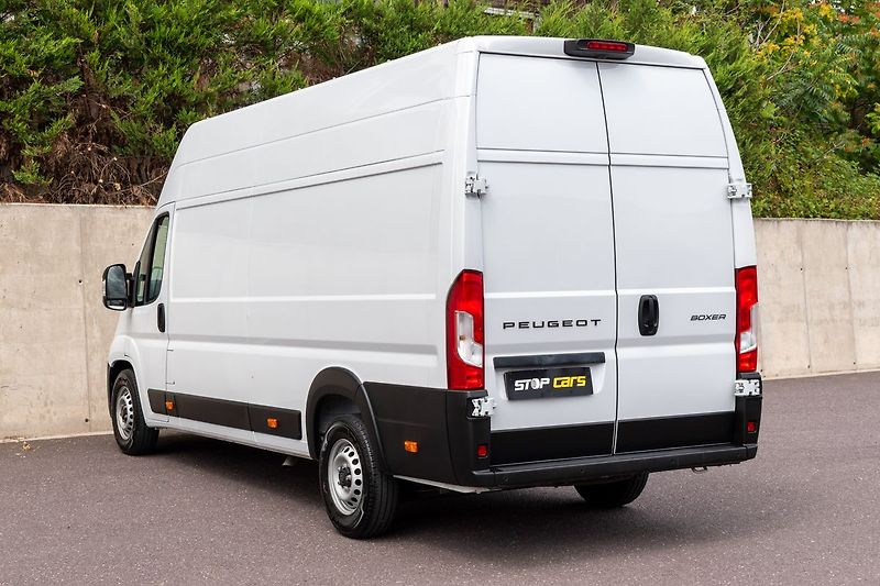 Peugeot Boxer 2.2 BlueHDi L4H3*ZÁRUKA*ČR 1.M - fotka 4 z 23