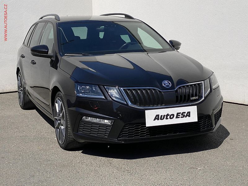 Škoda Octavia (2017) 2.0 TDi, RS, LED, navi - fotografie inzerátu