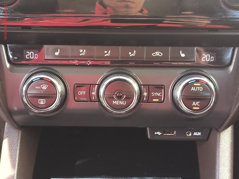Škoda Octavia (2017) 2.0TDi 4x4, ČR, L&K, DSG - fotka 15 z 23