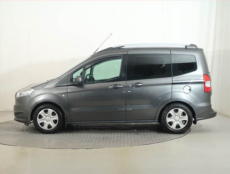 Ford Tourneo Courier (2016) Trend 1.0 EcoBoost, 5Míst, ČR - fotka 3 z 13