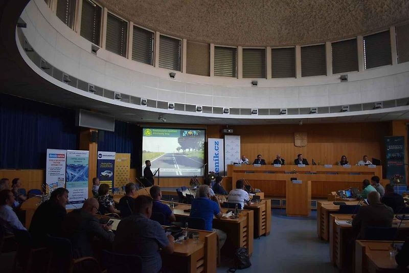 Regionální dopravní konference v Českých Budějovicích.