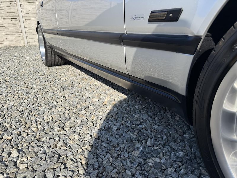 BMW Řada 7 730i 190PS SHADOWLINE EXTRA!!! - fotka 60 z 156